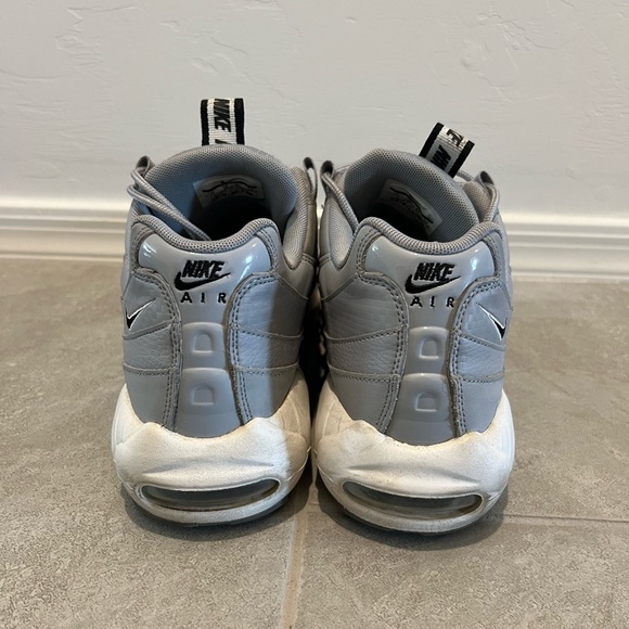 Nike Air Max 95 SE Wolf Grey, Size 11 Men’s - Picture 3 of 4